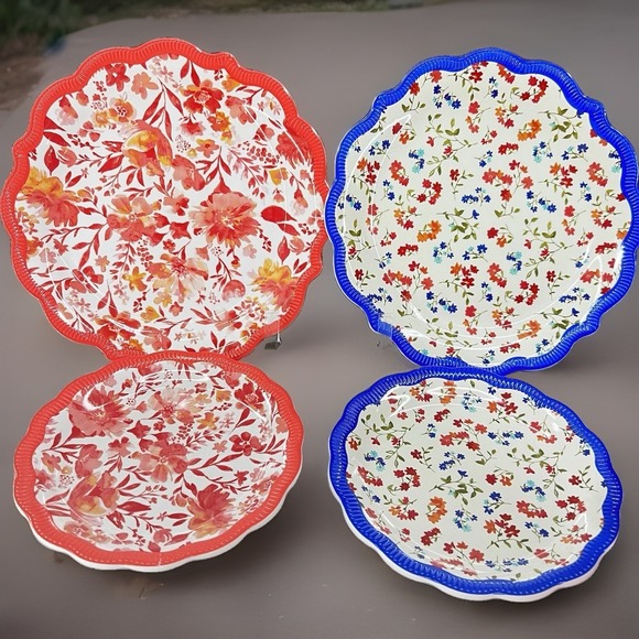 PIONEER Other - 4-Pioneer Woman Melamine Dinner & Appetizer Dessert PlatesDitsy painterly 8" 6.5